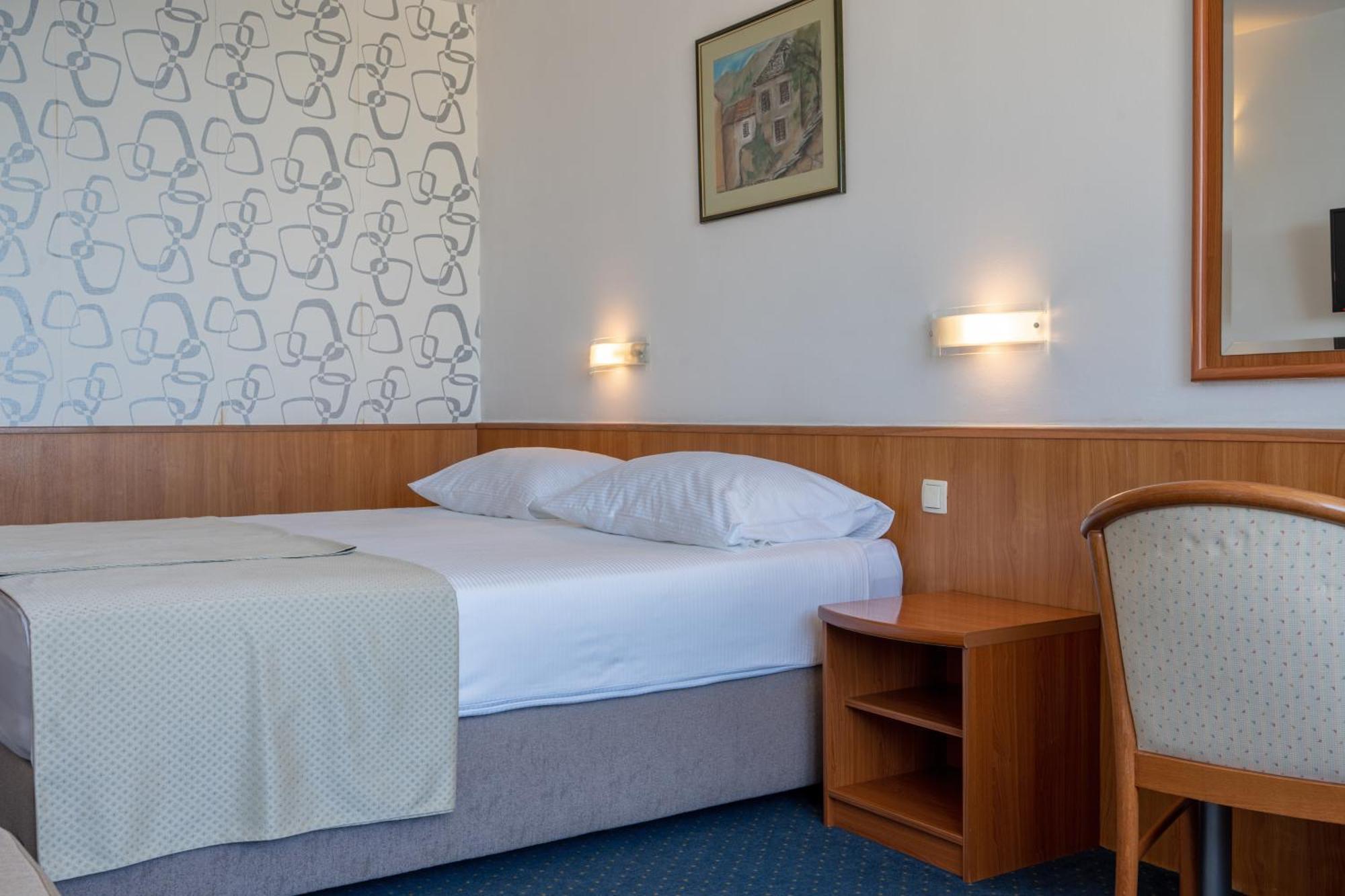 Hotel Sunce Neum Oda fotoğraf