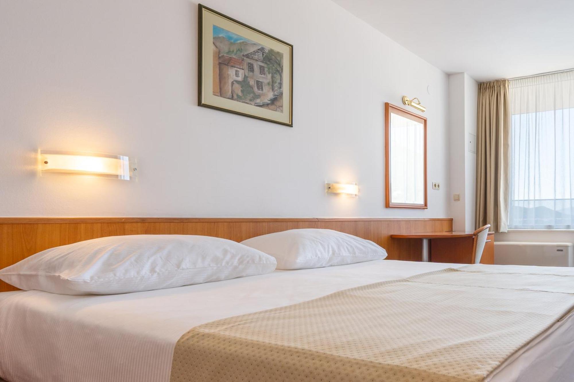 Hotel Sunce Neum Oda fotoğraf